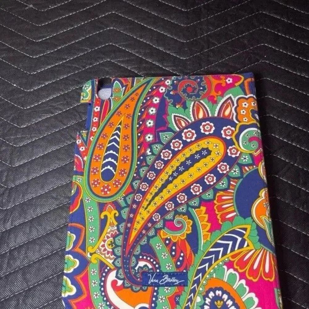 Vera Bradley-Paisley IPad 2or later Case Tablet or kindle NWOT 10X8X1